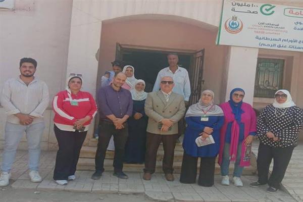 الكشف على 810 مواطنين في قافلة طبية مجانية بالقليوبية