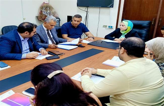 التأمين الصحي بالقليوبية يبحث الاستعدادات النهائية لاستقبال العام الدراسي الجديد