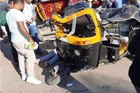   إصابة 3 أشخاص إثر انقلاب توك توك بأسيوط