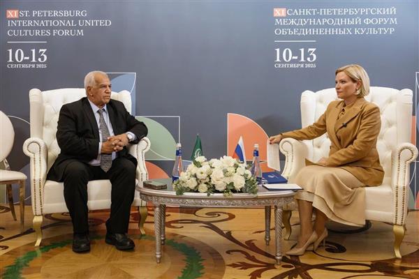 وزيرة الثقافة الروسية تبحث مع جامعة الدول العربية آفاق التعاون وإنشاء مركز عربي بموسكو