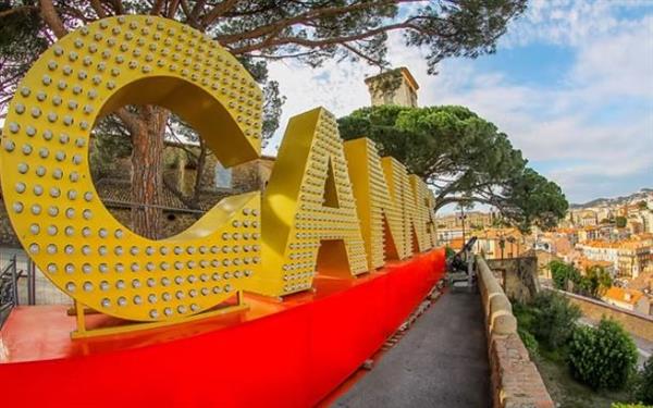 مهرجان كان السينمائي .. من حلم مؤجل إلى أسطورة عالمية