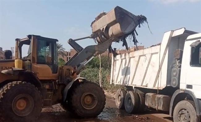 رفع 940 طن مخلفات من الكونيسة بالعمرانية