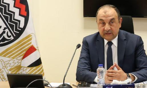 وزير الأعمال: صناعة المواسير تخدم المشروعات القومية
