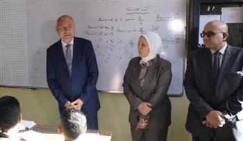   جولة تفقدية لمحافظ القاهرة فى أول أيام العام الدراسى الجديد
