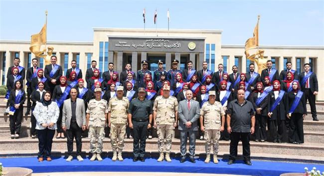 القوات المسلحة تنظم زيارتين لجامعتي المنصورة وبني سويف إلى الأكاديمية العسكرية و الوطنية للأسمنت