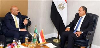   وزير الخارجية يلتقي الأمين العام لمجلس التعاون لدول الخليج العربية