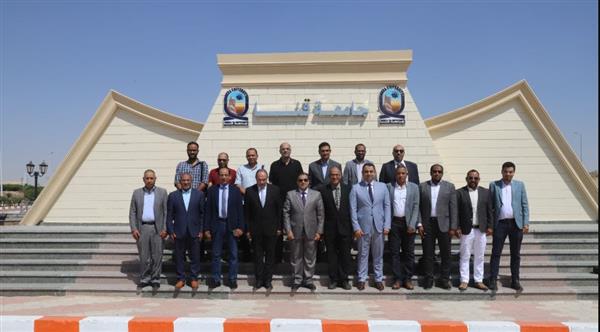 رئيس جامعة جنوب الوادى يلتقي وكيل وزارة الصحة لبحث سبل تعزيز التعاون المشترك