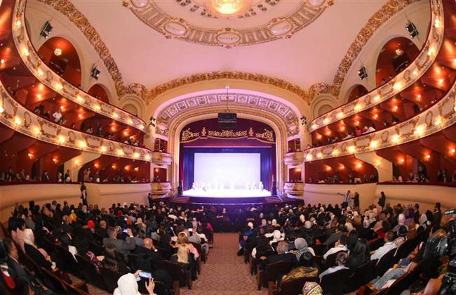 أوبرا الأسكندرية تتجمل بـ أغانى السينما المصرية 
