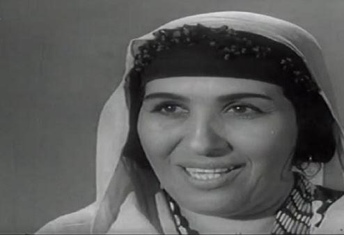 من سلامة في خير إلى بين القصرين.. رحلة آمال زايد في السينما