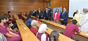   رئيس جامعة القاهرة يتابع انتظام الدراسة بكليات الشيخ زايد