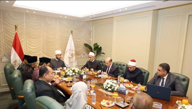 وزير الأوقاف يستقبل رئيس "نهضة العلماء" الإندونيسية والوفد المرافق له