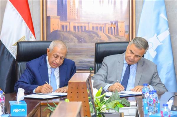محافظة الإسكندرية توقع بروتوكول تعاون مع الأكاديمية العربية