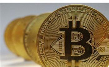   تراجع عملة بيتكوين إلى 111 ألفا و786 دولارا قبيل بيانات اقتصادية أمريكية