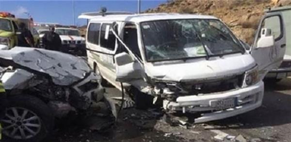 تصادم سيارتين يربك الحركة بطريق مصر–الإسماعيلية