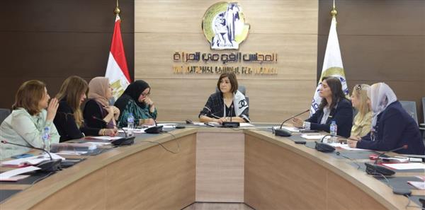 لجنة الإعلام بقومي المرأة تناقش خطة عملها المقبلة