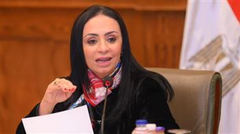 وزيرة التضامن الاجتماعي تقرر مضاعفة المساعدات المالية لأسر ضحايا حادث مصنع المحلة