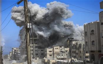   الجيش الإسرائيلي ينفذ 120 غارة على قطاع غزة