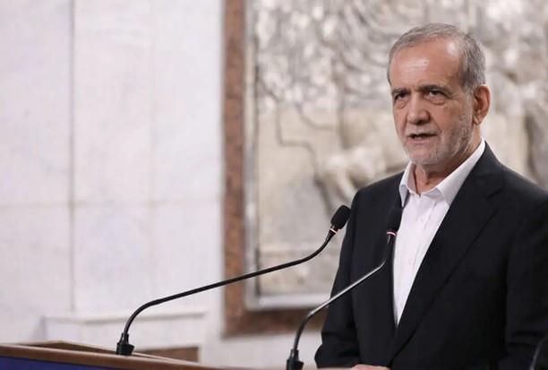الرئيس الإيراني: إيران تتجاوز إعادة فرض العقوبات دوليًا