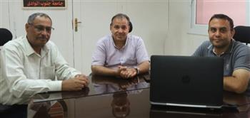   عكاوي يتابع تطبيق "شراء" بجامعة جنوب الوادي