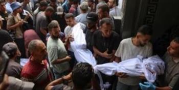   مصادر طبية: 30 شهيدا في غارات إسرائيلية على مناطق متفرقة بغزة منذ فجر اليوم