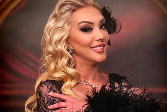 الحزن يسيطر علي الشعب التركي في جنازة الفنانة التركية غولو