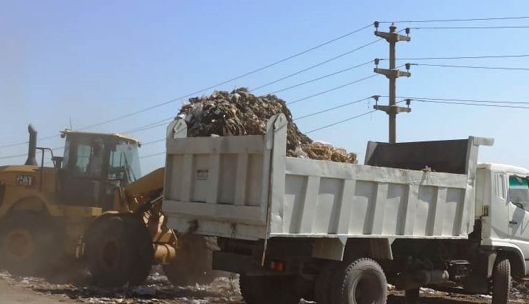محافظ أسوان يوجه بالتدخل السريع والتفاعل مع المطالب والشكاوى الجماهيرية
