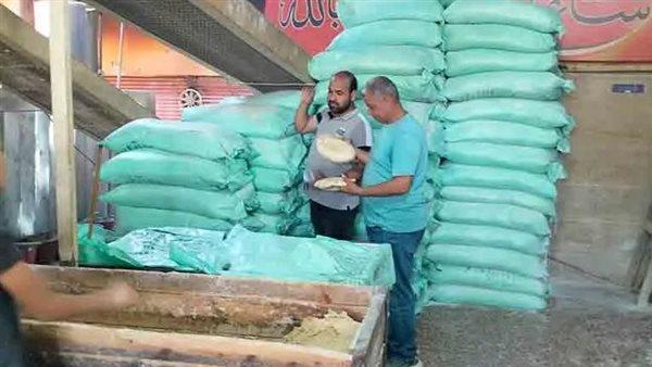 تحرير 232 مخالفة وضبط سلع مدعمة قبل بيعها في السوق السوداء بالمنيا