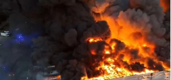 اندلاع حريق بمبنى قرب مطار "هانيدا" في طوكيو
