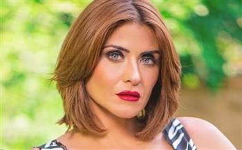   هيدي كرم بملابس رياضية أنيقة داخل الجيم.. صور