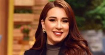 أسما شريف منير تصلح علاقتها مع والدها: رسالة للبر والرحمة