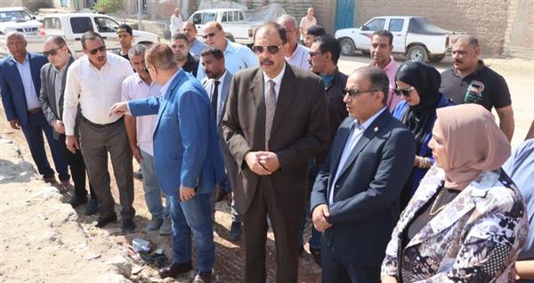 محافظ سوهاج يتفقد مخرات السيول بحي الكوثر وأخميم وساقلتة