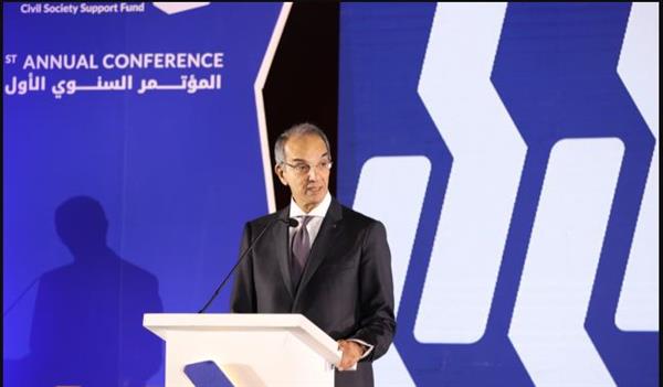 وزير الاتصالات: تنفيذ حزمة متكاملة من مشروعات التحول الرقمي