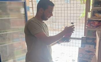   ضبط أكثر من 4500 زجاجة مياه غازية داخل مخزن بدون ترخيص ببني سويف