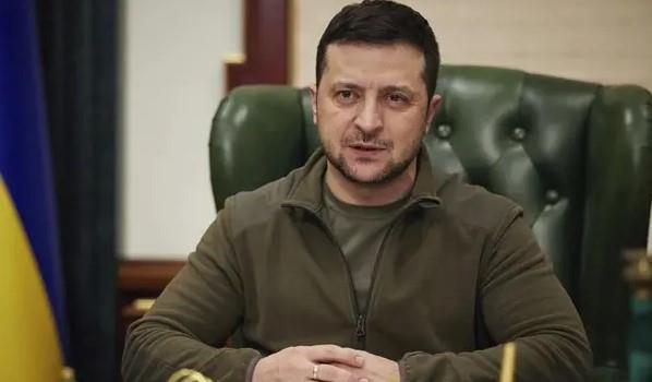 زيلينسكي يستنجد بدول البلطيق.. أوكرانيا تبحث تعزيز الضغط على روسيا