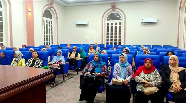 سوهاج .. إتاحة فرص لتولي خريجات برنامج المرأة تقود مناصب تنفيذية بالمحليات
