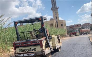   محافظ الغربية يتابع أعمال المرحلة الثانية لرصف طريق السنطة شنراق لدعم الاستثمار 