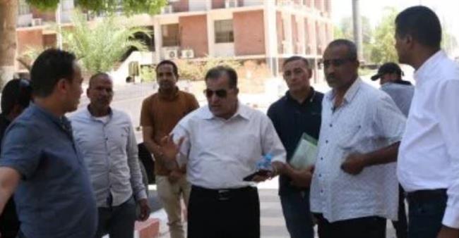 رئيس جامعة جنوب الوادي يتفقد استعدادات الكليات للعام الدراسي الجديد