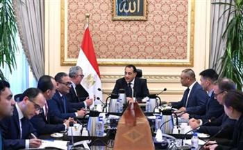   رئيس الوزراء يلتقي رئيس "إيليت سولار" الصينية المُصنعة لمكونات محطات الطاقة الشمسية