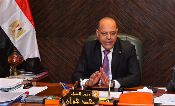 وزير العمل: تكثيف حملات التفتيش الميداني داخل مواقع العمل الإنشائية