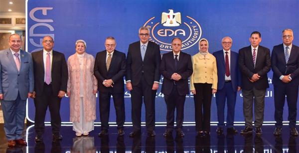 رئيس هيئة الدواء: تدريب أكثر من 11 ألف طالب صيدلي في 179 منشأة ومكتب علمي