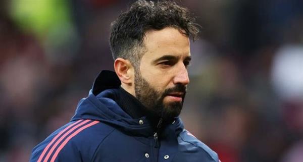 مانشستر يونايتد يجدد ثقته في روبن أموريم رغم تراجع النتائج