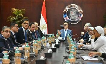   الخطيب يعقد اجتماعًا لتطوير موقع مصر على مؤشر التعقيد الاقتصادي