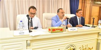   محافظ أسيوط يترأس المجلس التنفيذي ويتابع مشروعات التنمية 