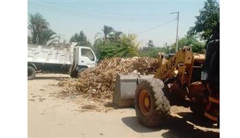   محافظ أسيوط: استمرار رفع نواتج تطهير الترع والمصارف بقرى مركز البداري