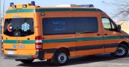 إصابة سيدتين في انقلاب سيارة بترعة بالإسماعيلية