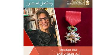   د. جيهان زكي تروي مشوارها الأكاديمي والإبداعي بمتحف نجيب محفوظ