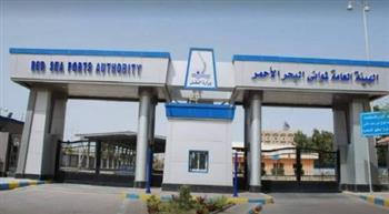   تداول 5100 طن بضائع و405 شاحنات بميناء نويبع البحري