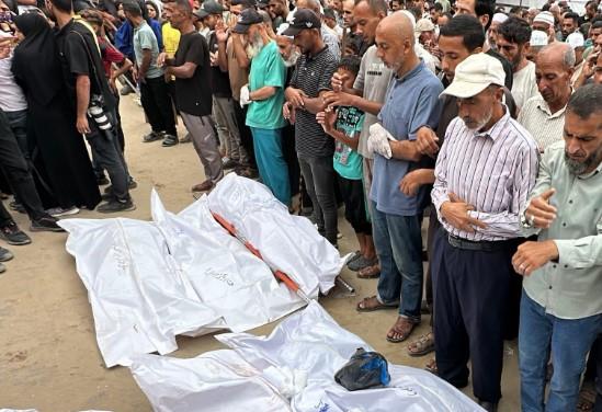 استشهاد 70 فلسطينيًا في قطاع غزة منذ فجر اليوم