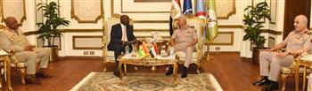   عبد المجيد صقر يلتقي وزيري المالية والدفاع الغانيين