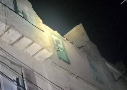 إنهيار شرفة بالزقازيق.. والمحافظ يوجه بتقديم الرعاية الصحية للمصابين